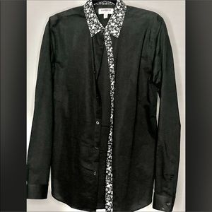 Express button down with contrasting placket and collar! Size Small mens.
